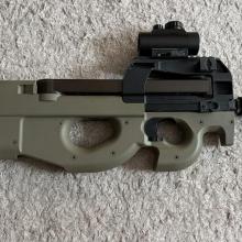 Eladó Tokio Marui P90 - Replikakisöprés  (csak nálunk)