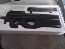 Kiváló állapotú p90 5 meccsen vett részt 